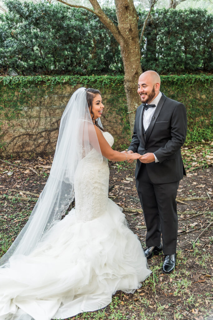 first look at a wedding reaction